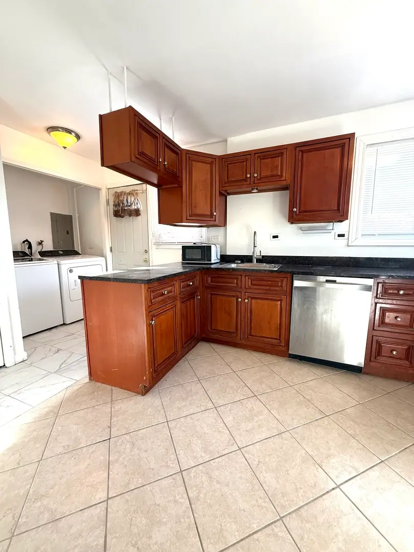 12547 S Elizabeth Street, Calumet Park, IL 60827 - Image #2