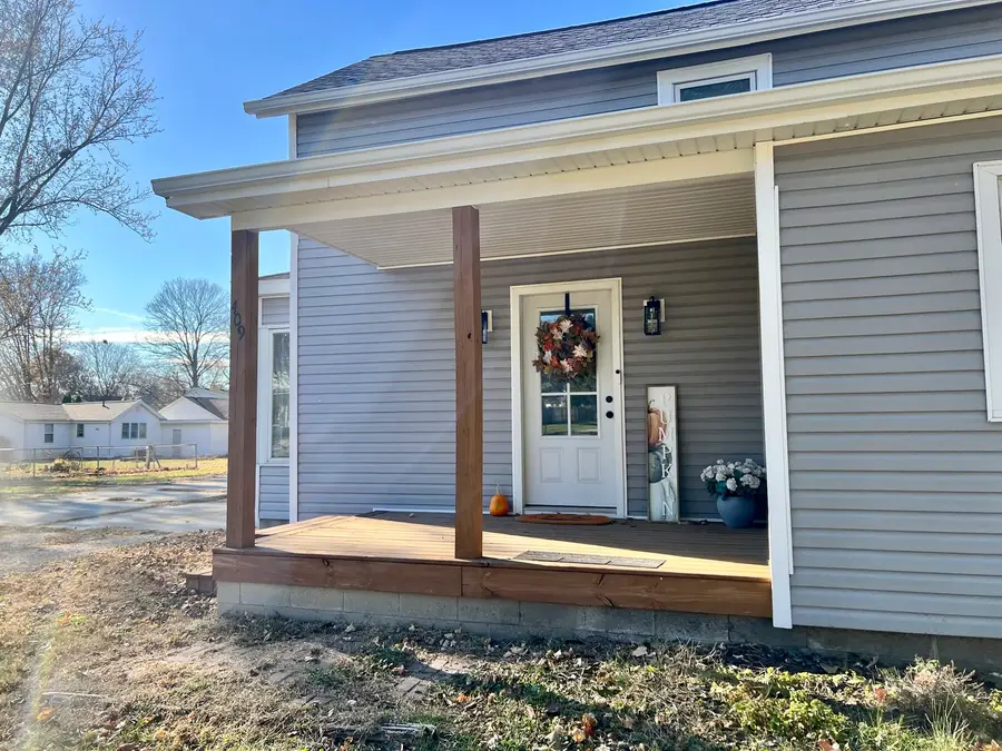 409 N Central Street, Tolono, IL 61880 - Image #3