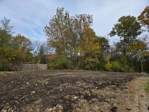 1901 S Main Street, Lombard, IL 60148