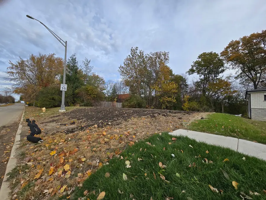 1901 S Main Street, Lombard, IL 60148 - Image #2