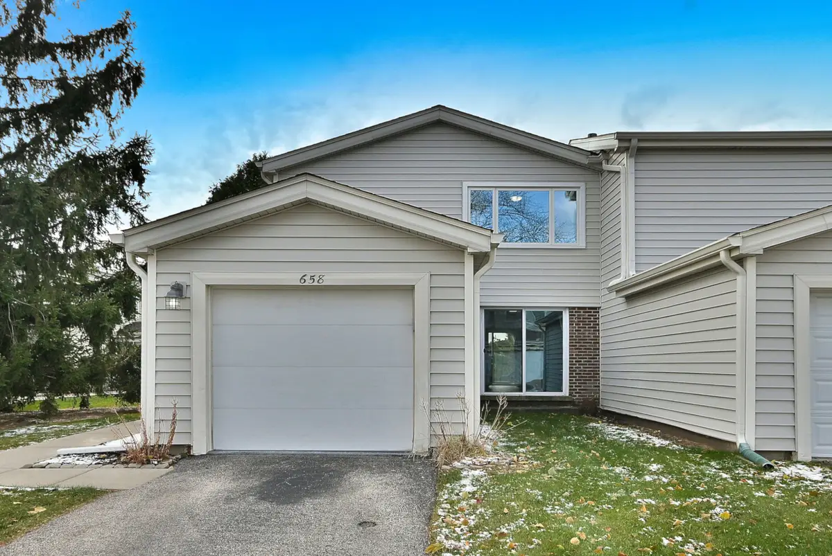 658 Claridge Circle, Hoffman Estates, IL 60169 - Image #1