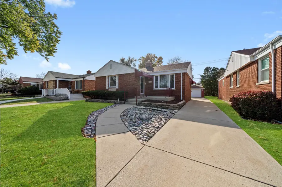Address Withheld By Seller, Westchester, IL 60154 - Image #3