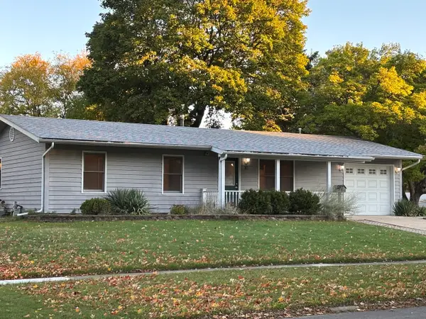 10 Briar Lane, Geneva, IL 60134