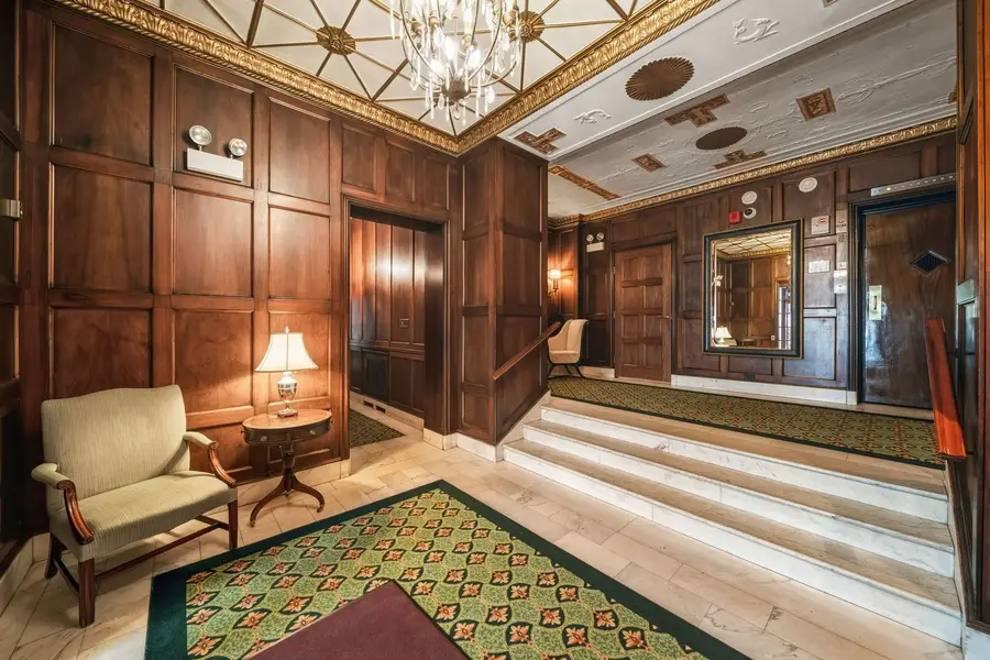 2912 N Commonwealth Avenue #1A, Chicago, IL 60657 - Image #3