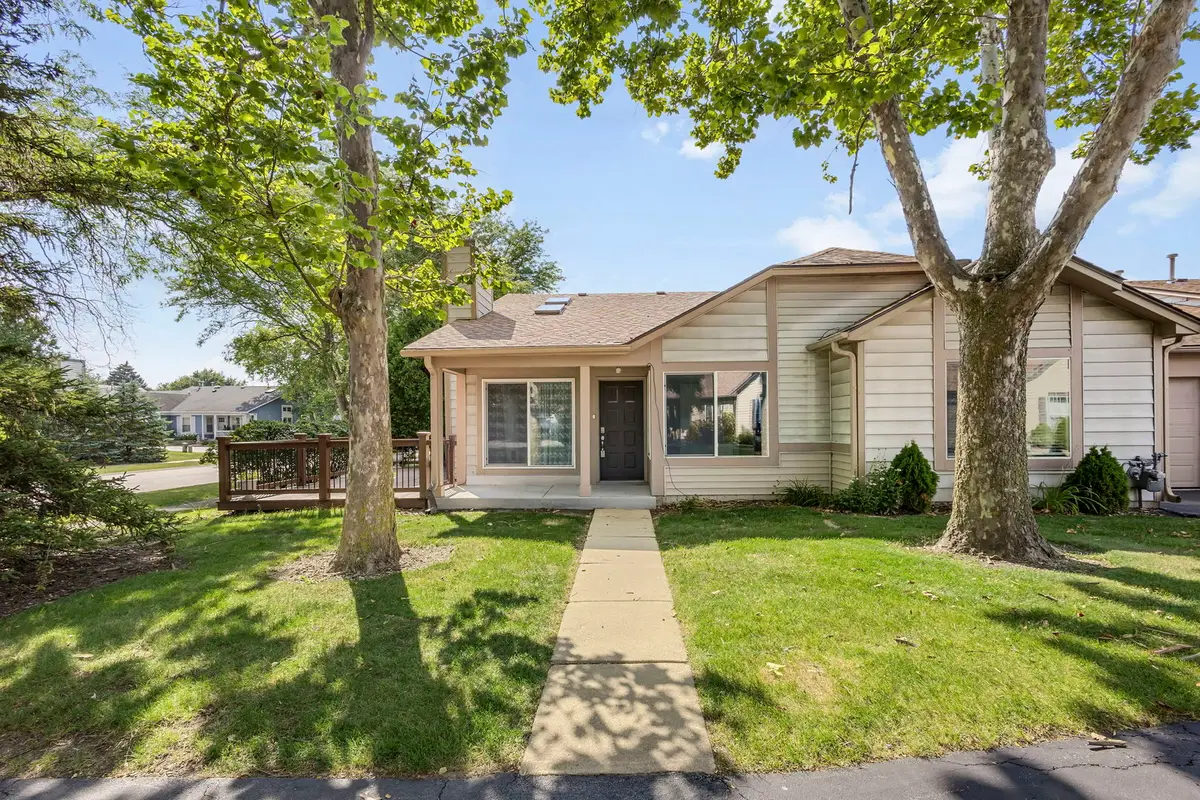 1817 Appaloosa Drive, Naperville, IL 60565 - Image #1