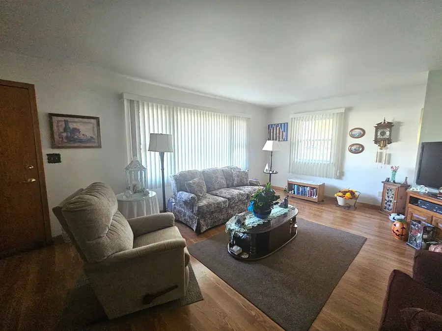 23311 W Peterson Drive, Plainfield, IL 60586 - Image #3