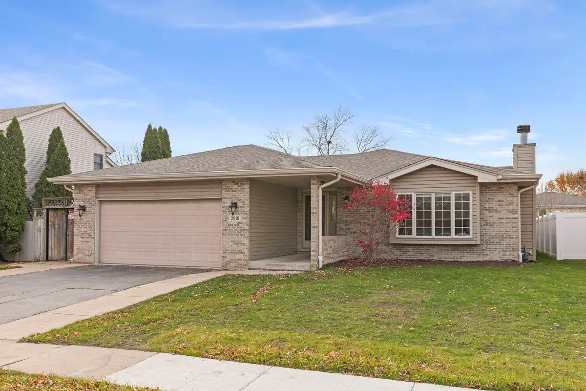 2019 Olde Mill Road, Plainfield, IL 60586 - Image #1