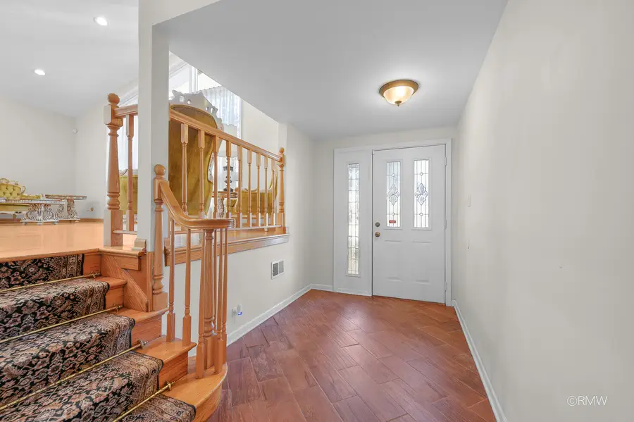 18 S Vista Avenue, Addison, IL 60101 - Image #3