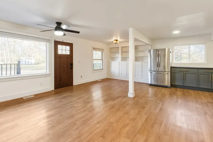 506 Eells Avenue, Dixon, IL 61021 - Image #3