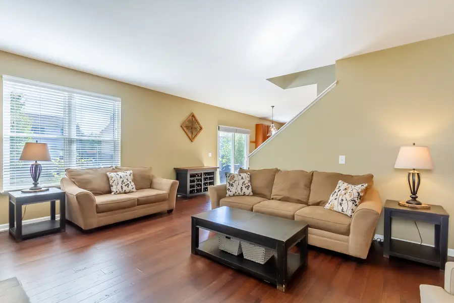 125 Augusta Drive, Gilberts, IL 60136 - Image #3