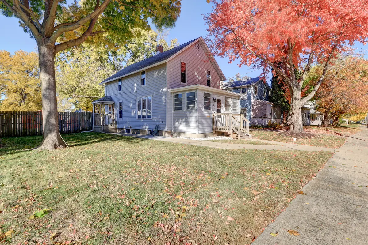 1305 3rd Avenue, Sterling, IL 61081 - Image #1