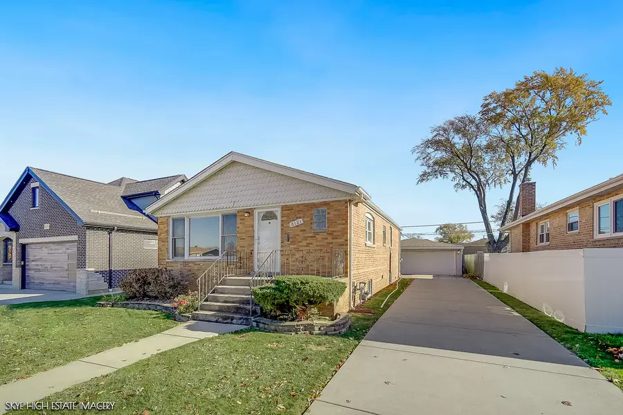 8121 Mcvicker Avenue, Burbank, IL 60459 - Image #2