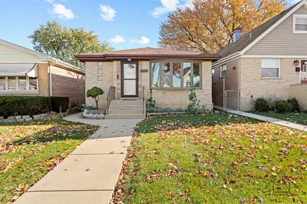 4709 N Odell Avenue, Harwood Heights, IL 60706