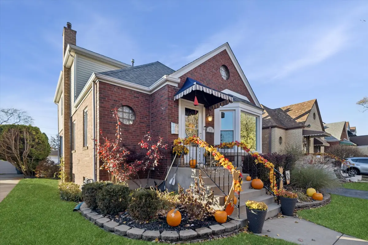 9710 S Harding Avenue, Evergreen Park, IL 60805 - Image #1