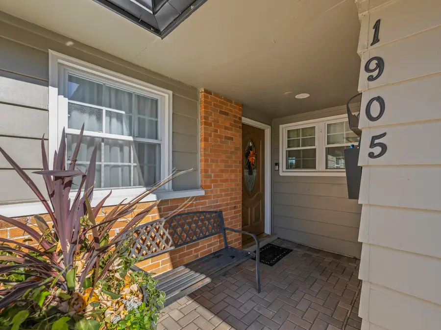 1905 Pierce Road, Hoffman Estates, IL 60169 - Image #3