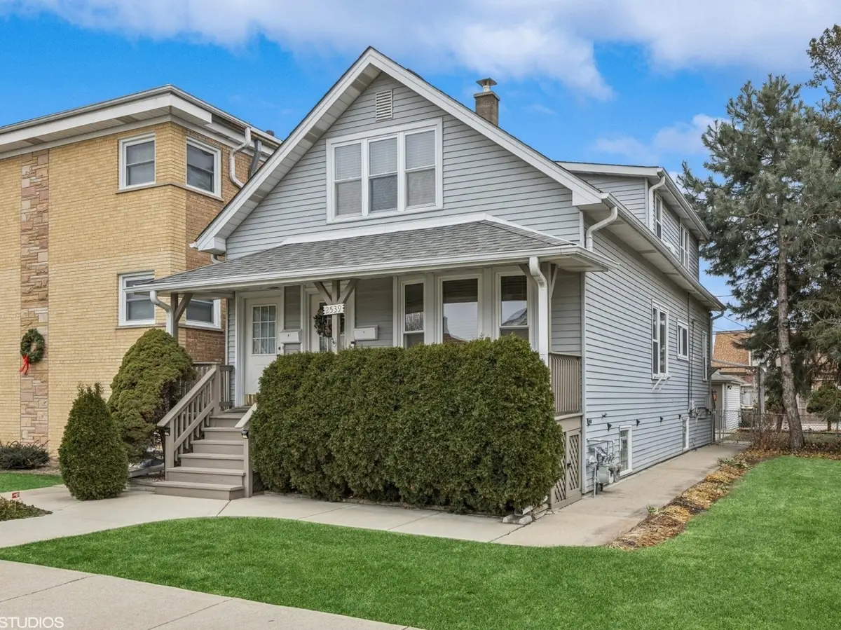 2539 N 74th Court, Elmwood Park, IL 60707 - Image #1