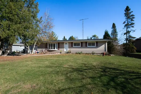 1305 93rd Avenue, Kenosha, WI 53144