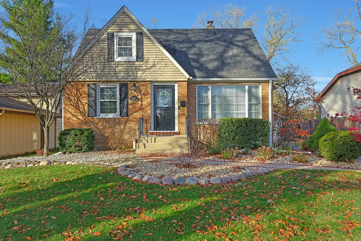 120 S Rohlwing Road, Palatine, IL 60074 - Image #1