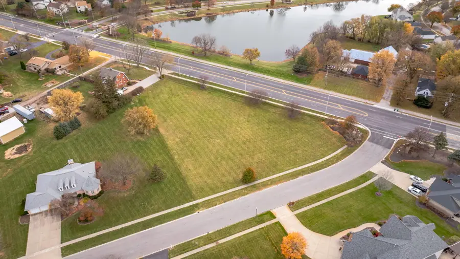 17448 S Honora Drive, Plainfield, IL 60586 - Image #2