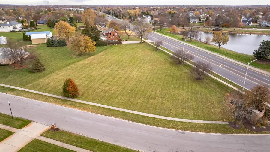 17448 S Honora Drive, Plainfield, IL 60586 - Image #3