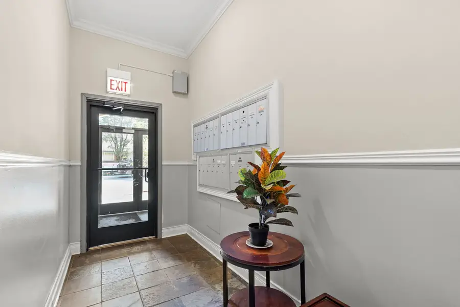 5300 N Lincoln Avenue #4E, Chicago, IL 60625 - Image #2