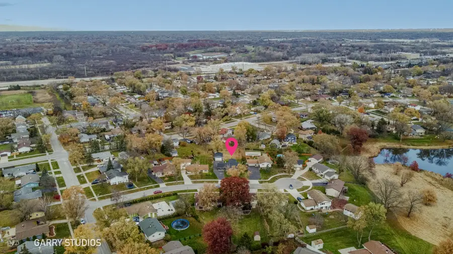 730 Ashley Court, Hoffman Estates, IL 60169 - Image #2