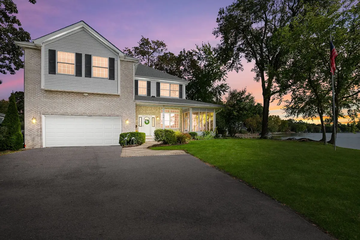 101 Burton Street, Grayslake, IL 60030 - Image #1