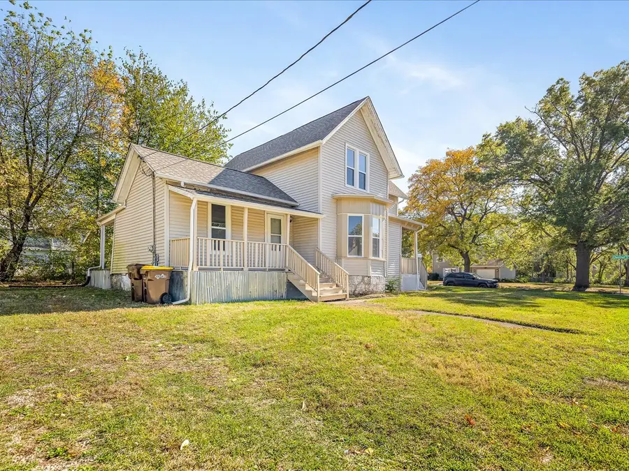 1227 Chestnut Street, Rockford, IL 61102 - #2