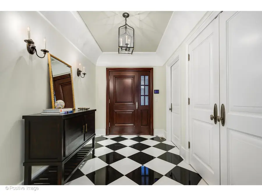 446 W Huron Street, Chicago, IL 60654 - Image #3