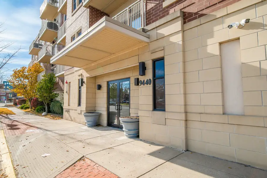 9440 S 51st Avenue #417, Oak Lawn, IL 60453 - Image #3