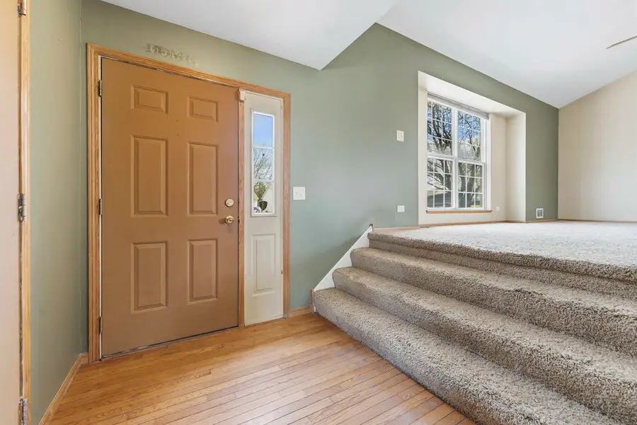 658 Anderson Drive, Lake In The Hills, IL 60156 - #3