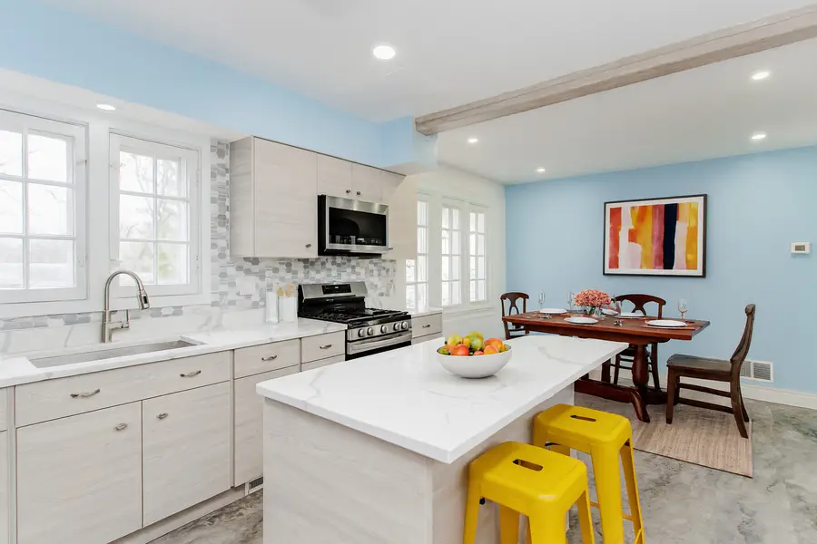 Address Withheld By Seller, Gurnee, IL 60031 - #3