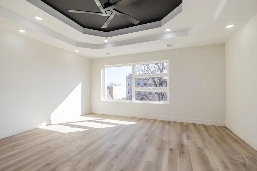 5637 S Prairie Avenue, Chicago, IL 60637 - Image #3