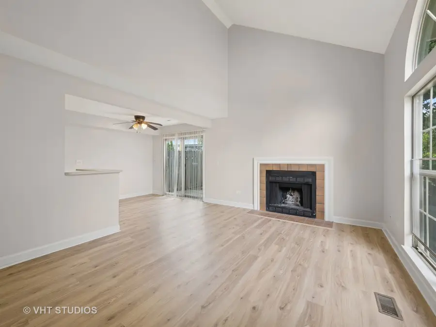 1102 N Knollwood Drive, Palatine, IL 60067 - Image #2