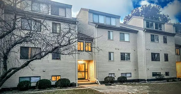 Address Withheld By Seller, Champaign, IL 61821