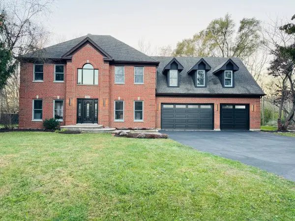 720 Tulip Circle, Island Lake, IL 60042