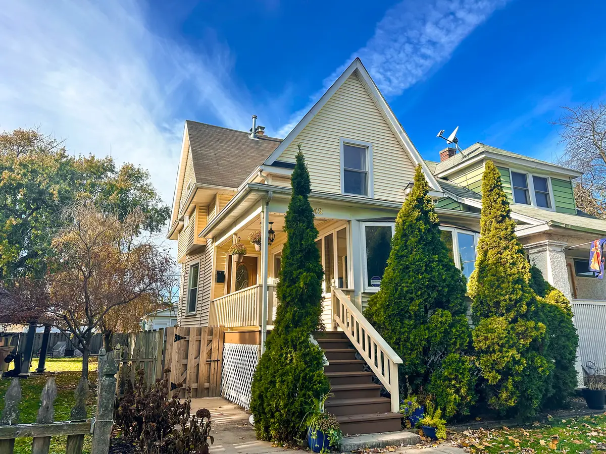 3142 Kenilworth Avenue, Berwyn, IL 60402 - Image #1