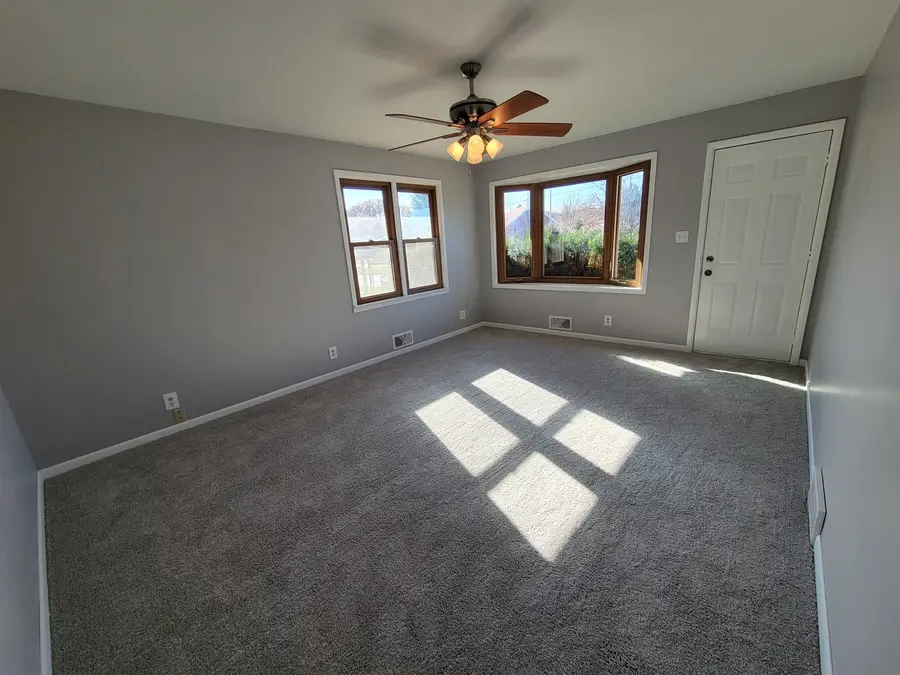 1352 Chartres Street, Lasalle, IL 61301 - Image #3