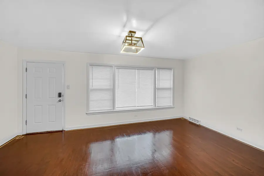 Address Withheld By Seller, Chicago, IL 60636 - Image #3