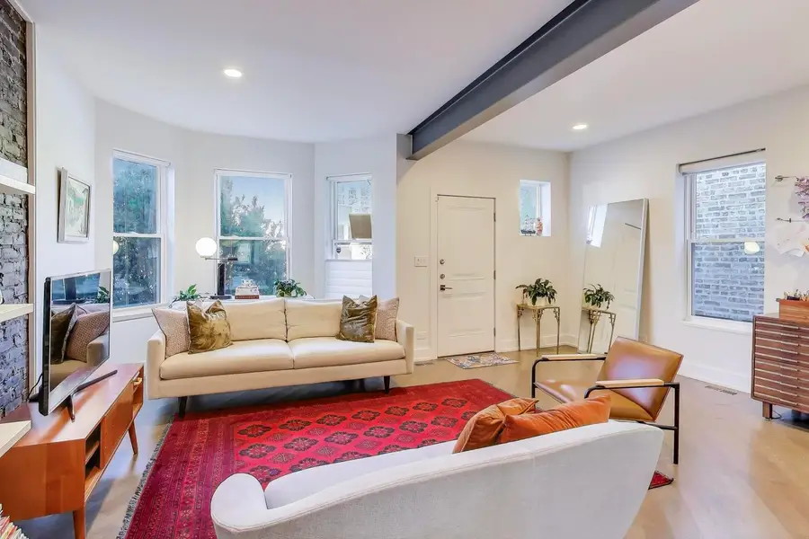 3043 W Diversey Avenue, Chicago, IL 60647 - Image #3