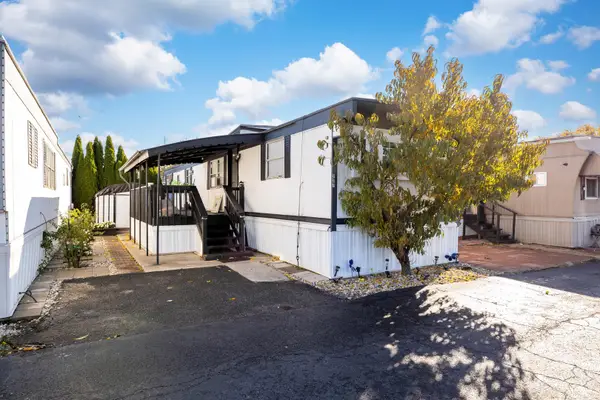 9001 S Cicero Avenue #227, Oak Lawn, IL 60453