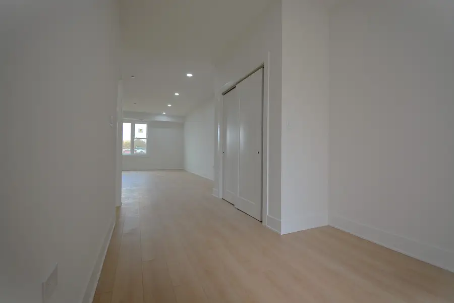 7423 Covington Place, Justice, IL 60458 - Image #3