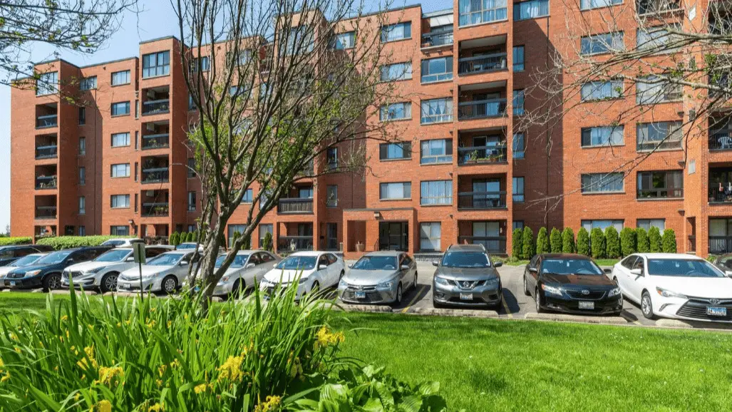 3700 Capri Court #206, Glenview, IL 60025 - Image #1