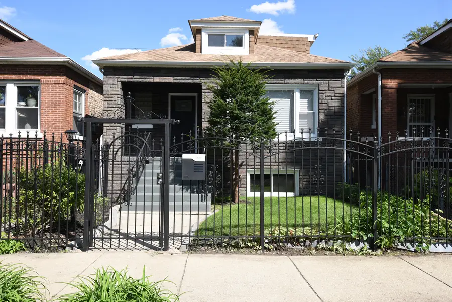 411 N Leamington Avenue, Chicago, IL 60644 - Image #2