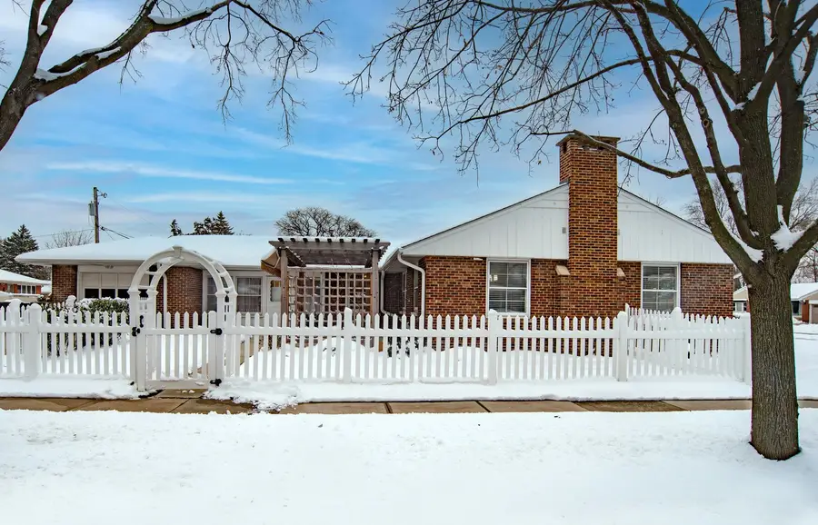 2128 Hull Avenue, Westchester, IL 60154 - Image #2