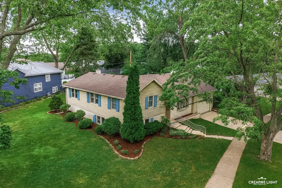 165 Tamarack Avenue, Naperville, IL 60540 - Image #2