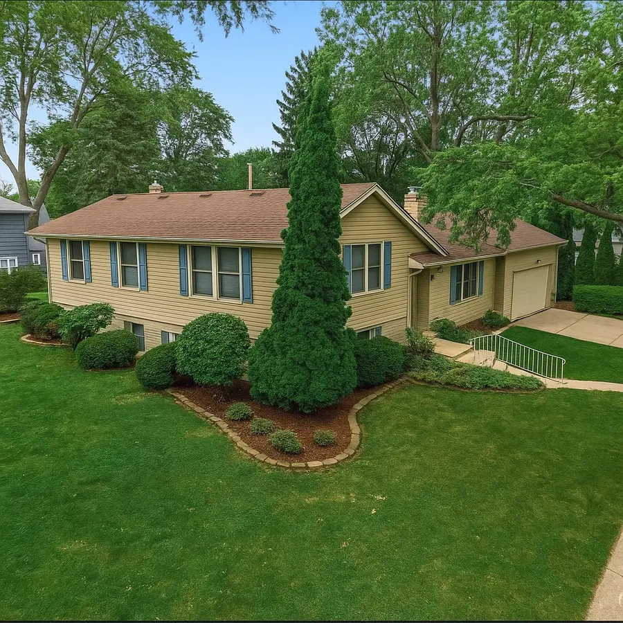165 Tamarack Avenue, Naperville, IL 60540 - Image #3