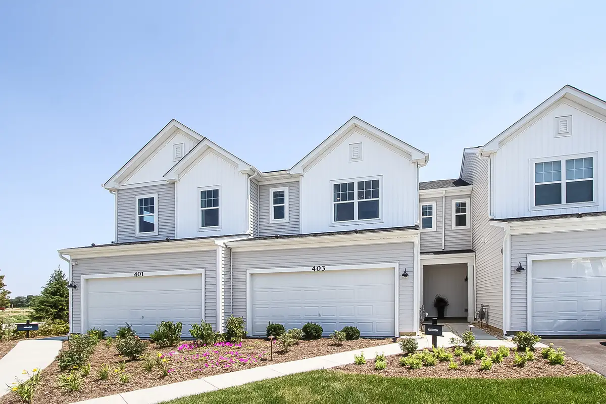 322 Kingsport Drive, South Elgin, IL 60177 - Image #1