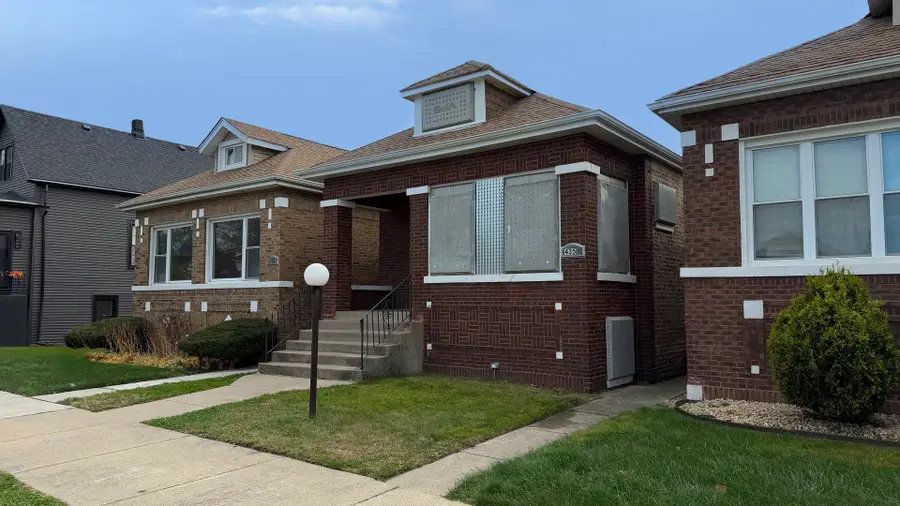 435 E 88th Place, Chicago, IL 60619 - Image #2