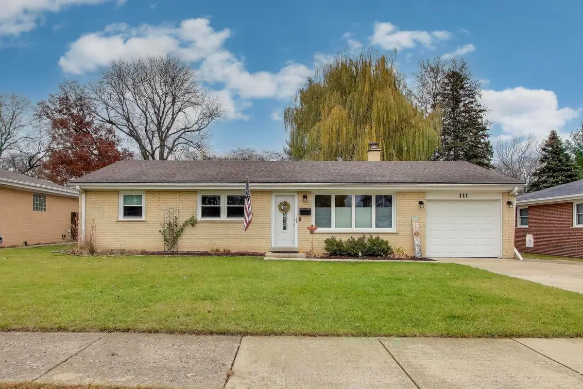 111 S Bobby Lane, Mount Prospect, IL 60056 - Image #1